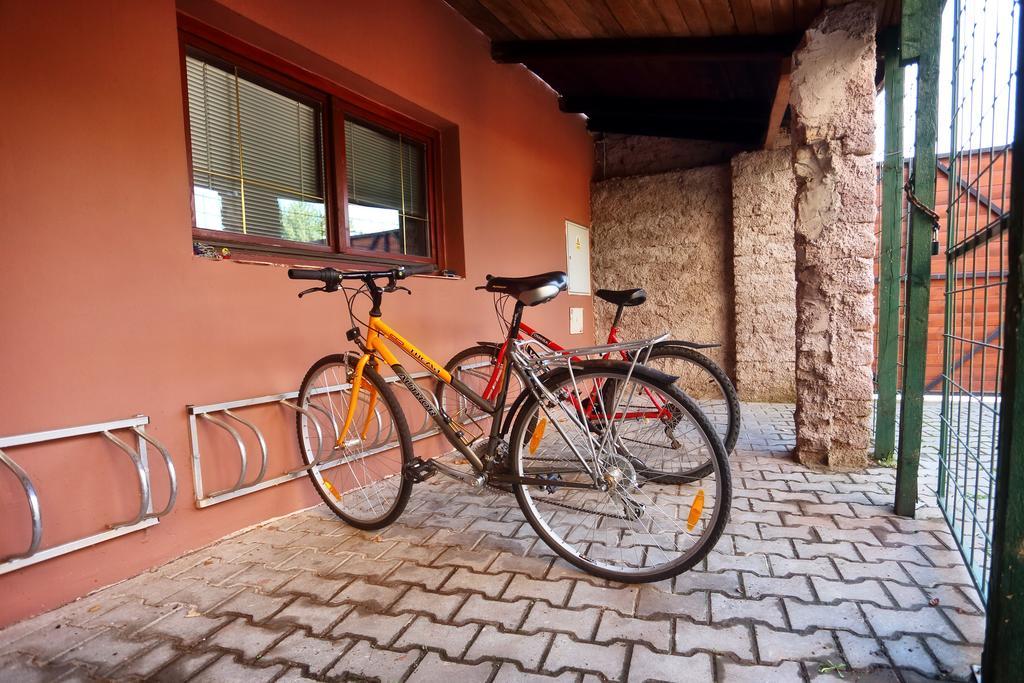 Penzion Satovske Lipy Bagian luar foto